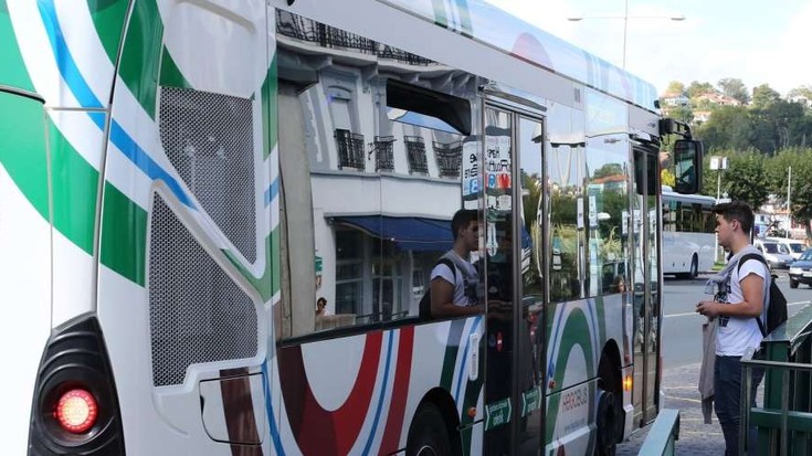 Aldaketa Hegobus zerbitzuak