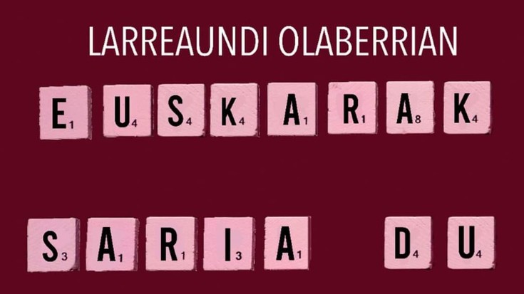 Larreaundin euskararekiko begirunea sustatzeko dinamikan sartu da auzo elkartea