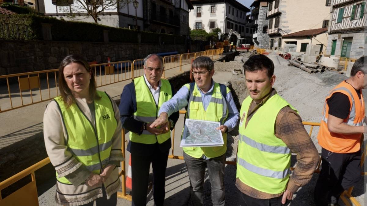 Lesakako erdiguneko sarbidea eguneratzeko lanak martxa onean doaz