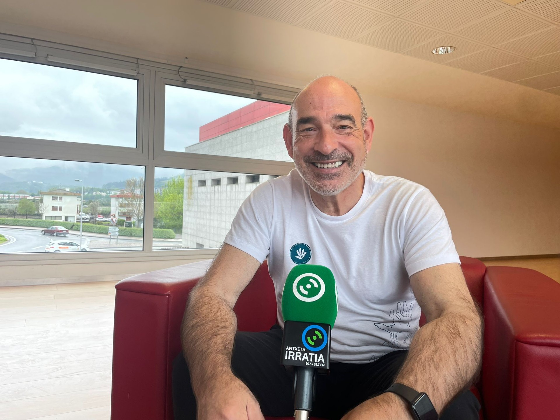 Josu Etxaburu: «Desberdin pentsatu arren, elkarri begiratu eta adostu dezakegun esparrua eman du Gure Eskuk»