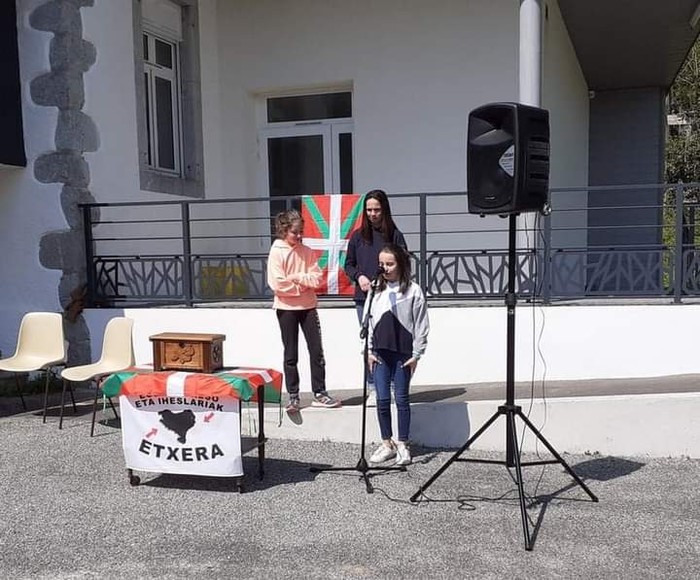 Euskara herria, Harrera herria dela aldarrikatuko dute Kutxa Biraren baitan