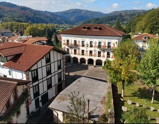 Beran arkitektura eta turismo arloan aritzeko bi lanposturen eskaintza zabalik