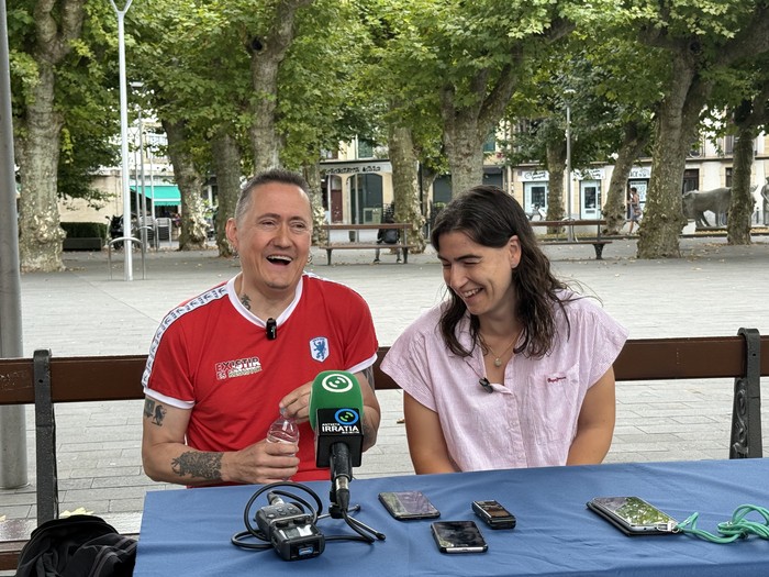 Fermin Muguruza berriz Irunen, berriz etxean