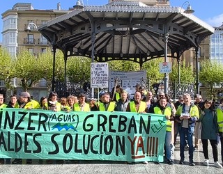 Txingudiko uretan 100 greba egun eta negoziazio erritmo geldoa