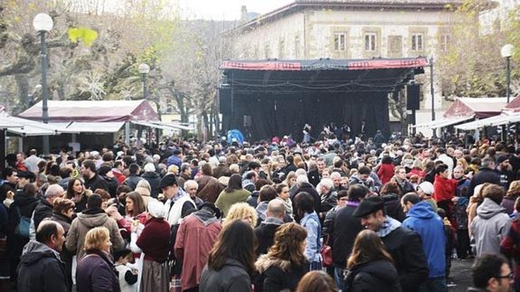 Giro ederrean ospatu da San Tomas eguna Irunen