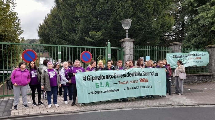 Gipuzkoako adinekoen erresidentzia eta eguneko zentroetako langileak greban