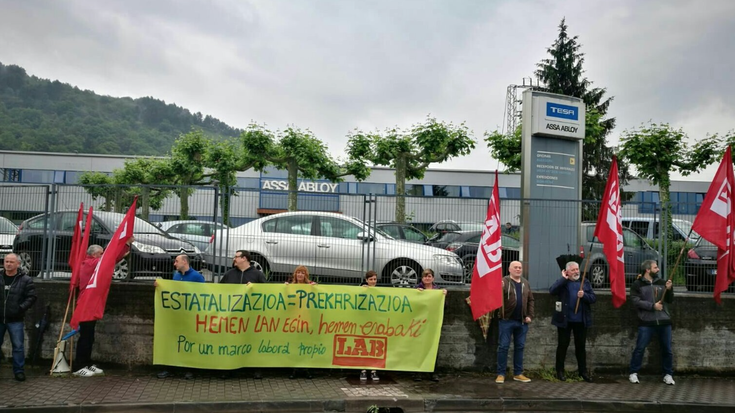 Lanuzteak burutu dituzte irungo industrialdean, estatalizazioa salatzeko 