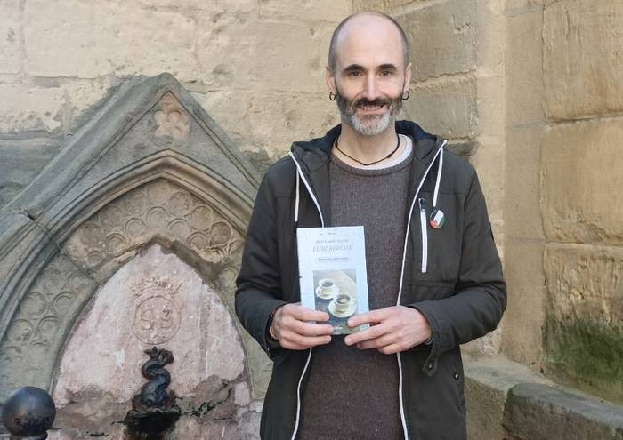 Iban Garro lesakarra Getariako KatuKale apartamentuan idazketa-egonaldia egiteko hautatua izan da