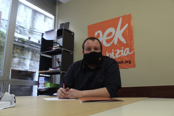 Bidasoko AEK euskaltegia: ikasleak apaldu ez dituen salbuespena Euskal Herrian