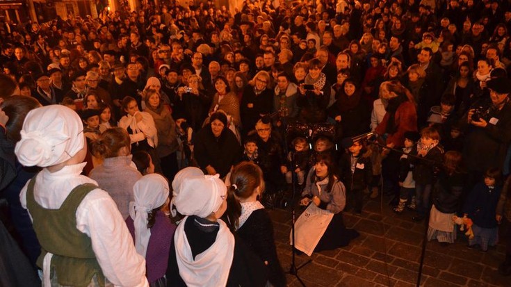 Olentzerori kantatuko diote hendaiarrek abenduaren 24an Akelarre elkartearen eskutik