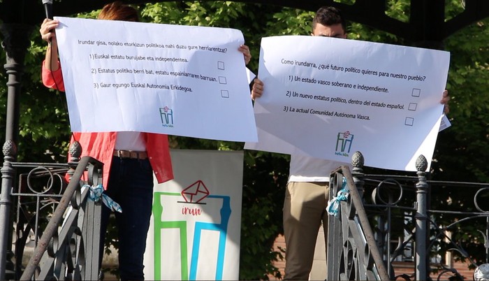 "Irundar gisa, nolako etorkizun politikoa nahi duzu gure herriarentzat?" galdegingo du Hartu Hitzak