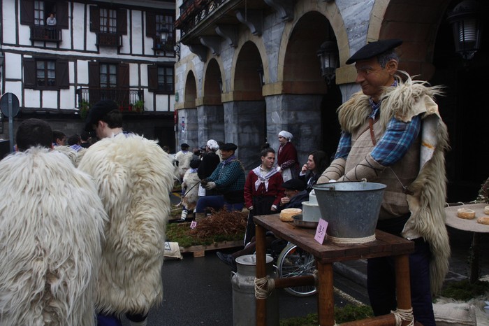 Olentzero ezagutzeko hitzordu ugari antolatu dituzte Lesakan