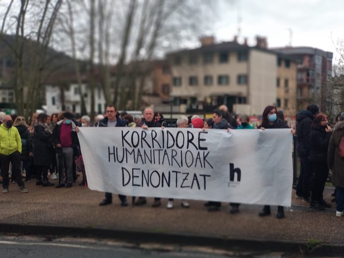 Migranteentzat pasabide seguruak aldarrikatu zituzten atzo arratsaldean
