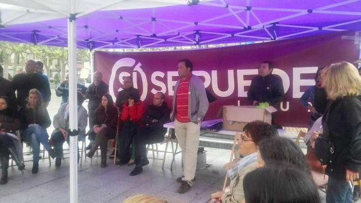Irungo Podemos arbes auzora gerturatu da, bizilagunen proposamen eta iradokizunak jasotzera