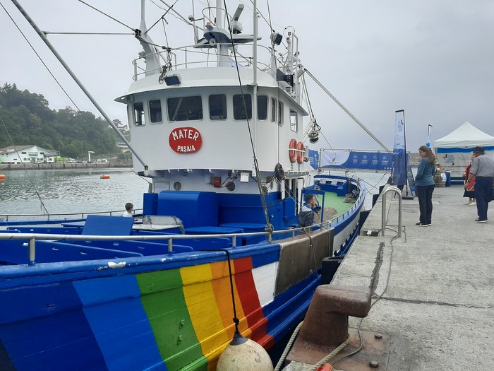 Mater ontziak Hondarribiko hondakinen akumulazio guneak identifikatu nahi ditu orain udako kanpainan garbitzeko