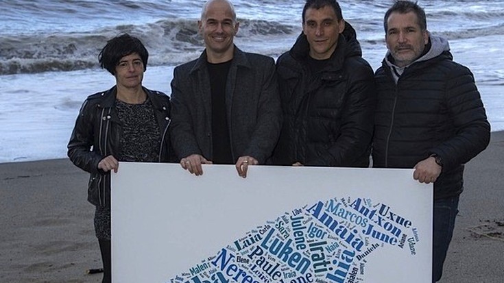 "Marea Urdina"k Hondarribiko hondartzan gainezka egin dezala nahi dute igandean autismoaren alde 