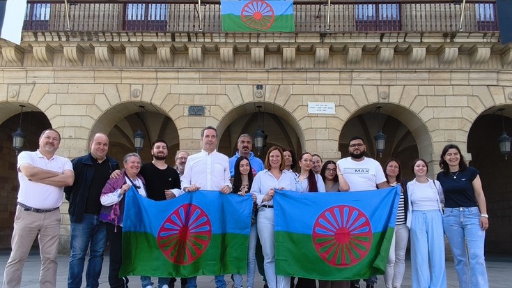 Ijitofobiarekin apurtu eta etorkizun hobea amesten dute ijitoek Irunen