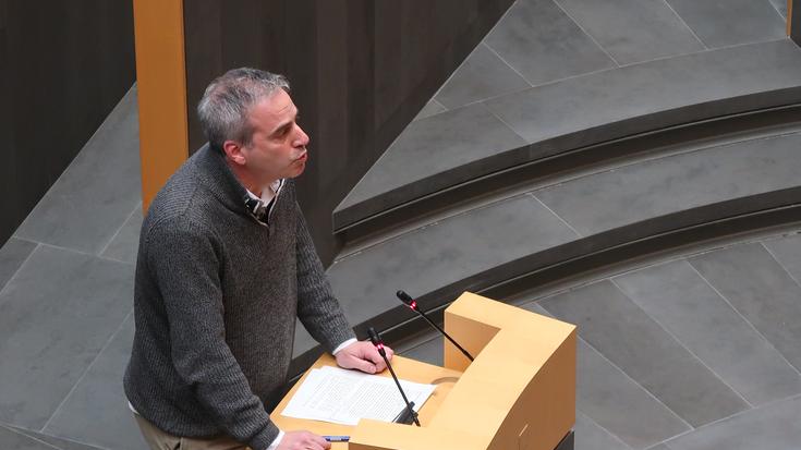 Txenperenea eta IAM pabiloia bultzatzeko konpromisoa adostu dute Gipuzkoako Batzar Nagusiek