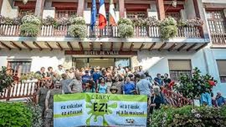 Hendaiako ACE elkarte ekologistak elgarretaratzea deitu du astearte hontan, Linky kontagailuak instalatzen dituen AIRRIA enpresak Angelun duen egoitza