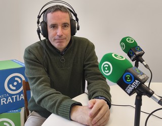 Josu Iguiñiz: «Egiten ari garen lana ebaluatu nahi dugu, garatutako programak euskararen erabileran nola eragiten duten neurtzeko»