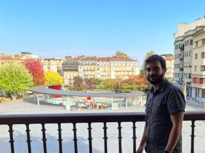 David Nuño: "Macronen lepenizazioaren aurrean indarrak bildu behar ditugu, mugetako politika nazkagarri hauek aldatzeko"