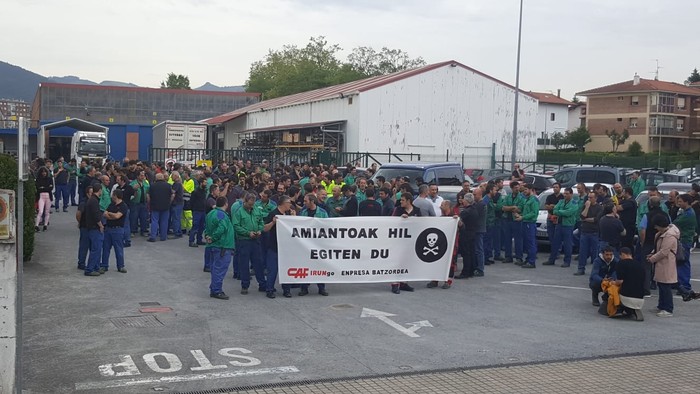 Felix Vazquez Irungo CAFeko langile ohia ,“Amiantoak hil”  duela salatu dute goiz honetan