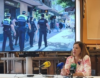 Cristina Laborda: «Frantzian eskuin muturrak irabaziko balu nolako ondorioak pairatuko genituzke Irungo mugan? Alkate gisa kezkatua nago»