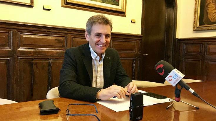 Xabier Iridoyrentzat ez da zentsura mozioari buruzko negoziaketa "formalik" egon 