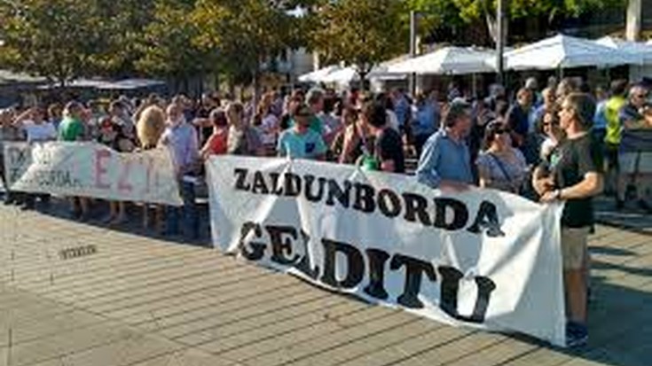 Outlet Village makro proiektua gelditzeko eskatu dio Irunek Hondarribiari