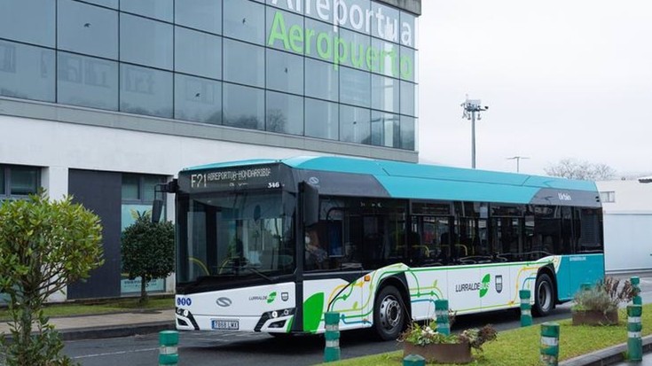 Udako E30 zerbitzua amaituta, Hondarribia-Donostia E21 autobusa aireportuan gelditzen hasi da berriz