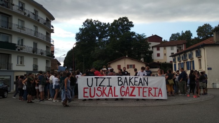 Libre utzi dituzte Hendaia eta Urruñako gazteak