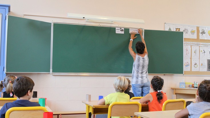 Gaur komunikatuko du herriko etxeak, Hendaiak eskolak noiz eta nola irekiko diren 