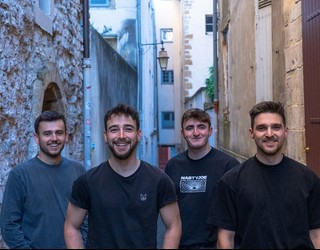 Lau Airetara - Otsailak utzi diguna