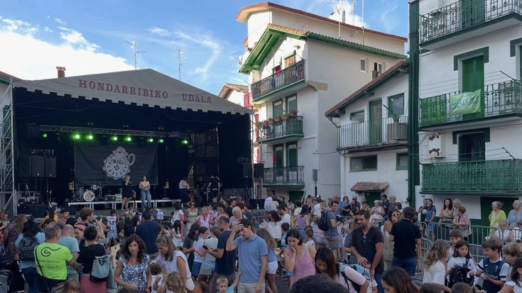 Konfiantzaren haria josiz ospatu nahi dituzte Maddalen auzoko jaiak