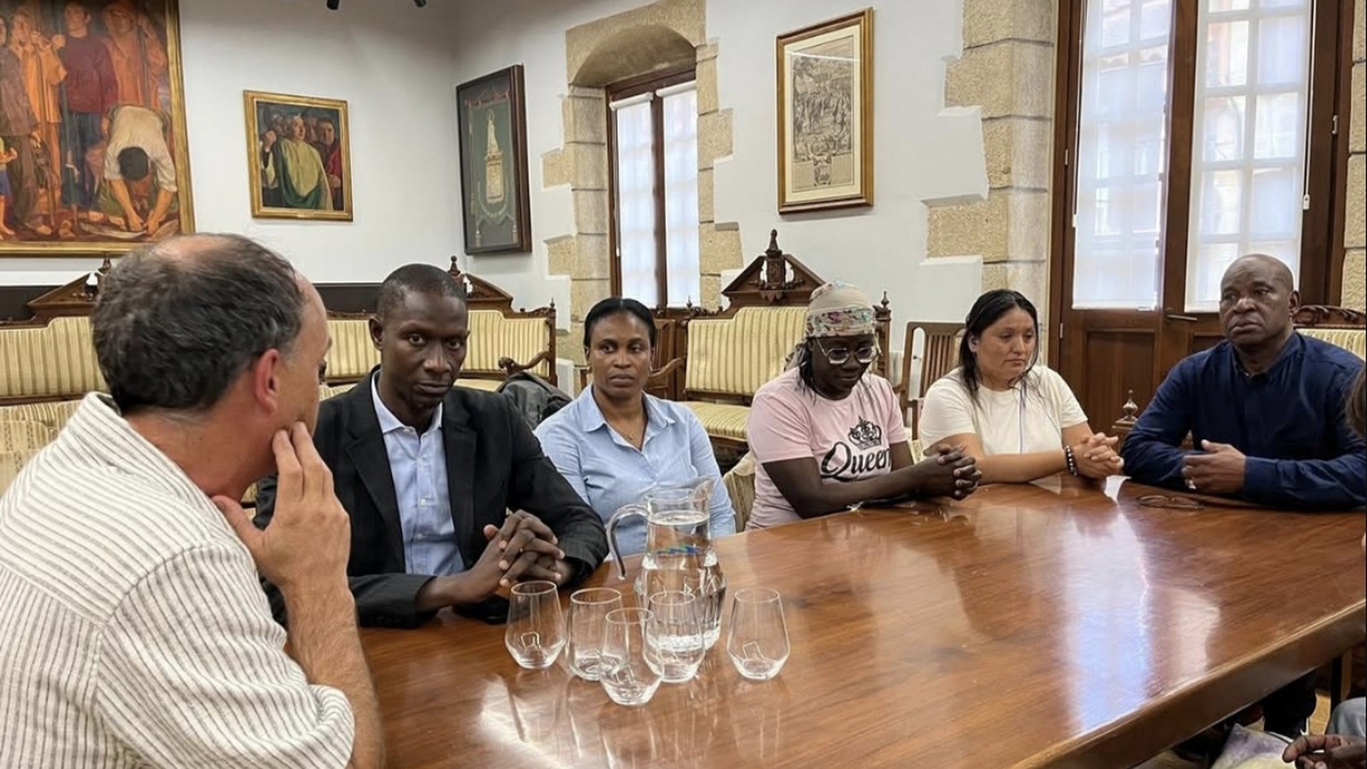 Poliziaren Kontrol eta Gardentasun Batzordeak Babacar Welleren heriotzaren ikerketa «sakon eta independentea» egingo du Hondarribiko Udalak eskatuta