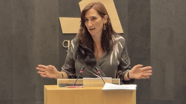 Miren Etxebeste: «Udalak azalpenak eman beharko ditu, Berdintasun Planarekin irizpide demokratikoak eta legea urratu dituelako»