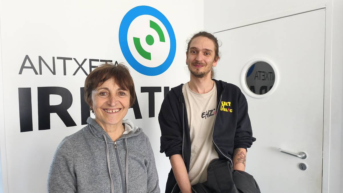 Akelarre elkartea: «Udaberriko egitarauarekin eta egoitza berria bilatu beharrarekin, ilusioz eta lanerako gogobiziz gaude»