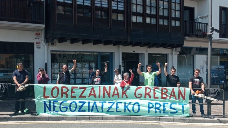 Udaberri bete-betean 30 greba egun egin dituzte Hondarribiko udal lorezainek