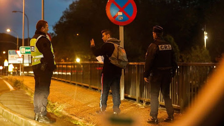 Neguak ez du trantsitozko migranteen etorrera gelditu Irunen