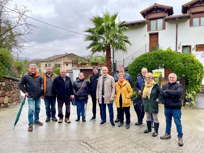 Internet azkarra Hondarribiko azken baserriraino eramateko 'Banda Zabala' programa abian jarri dute