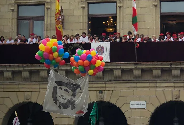 Alardean aldaketarako urratsak emateko "ausardia" euki dezala eskatu dio Irungo EH Bilduk alkateari