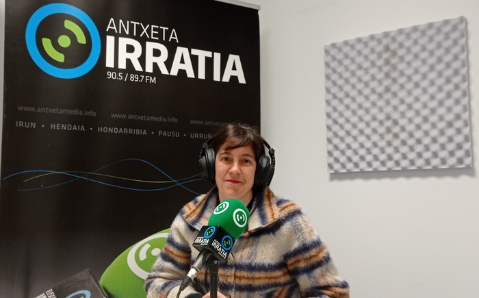 Estitxu Urtizberea: «Berdintasun politiketan 15 urteko atzerapena daramagu Hondarribian, feminismo oportunista egiten delako»