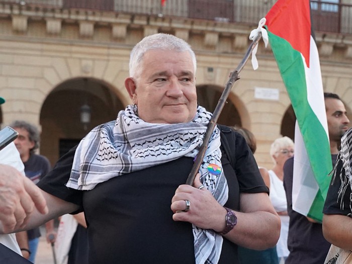 Josu Cariñena omenduko dute bihar, Harrotasunaren Egunean