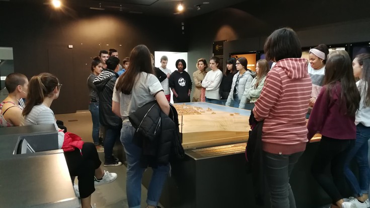 Lau eguneko aparteko programa antolatu du Oiasso Museoak euskarari lotzeko