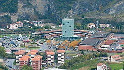 Lur eremu industrial berrien bila ari dira Irunen, eremu zaharrak birgaituko dituzte lehentasunez