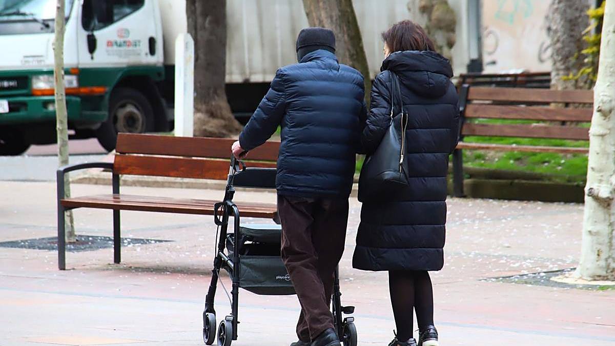 Adinekoen iruzur eta lapurretak prebenitzeko hitzaldia emango dute Kasino Zaharrean