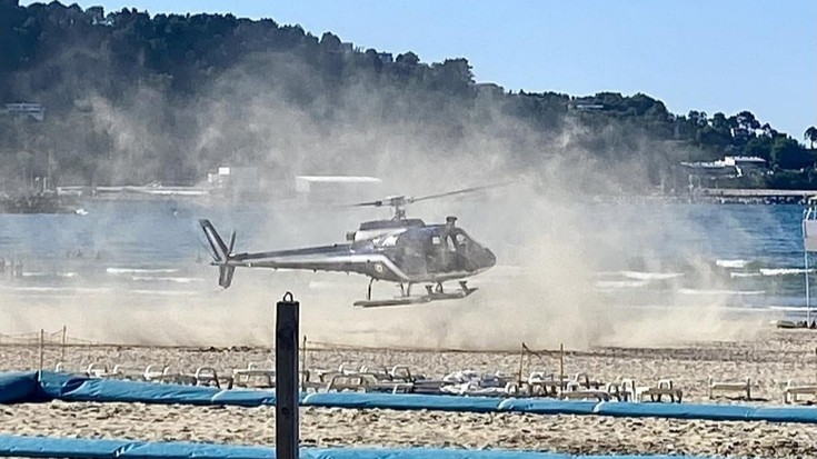 86 urteko gizon bat zendu zen atzo Hendaiako hondartzan bihotzekoak jota, eta 46 urteko beste bat helikopteroz ebakuatu zuten