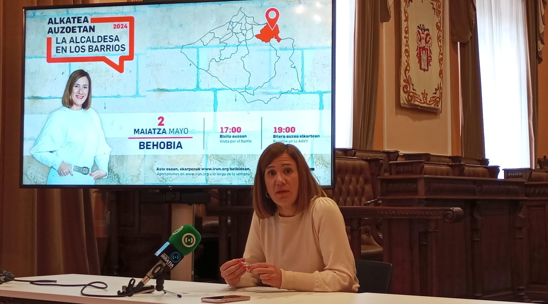Irungo 17 auzoen itzulia amaitu du Cristina Laborda alkateak