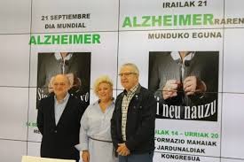Alzheimerra duten gaixoak zaintzen dituzten pertsonei zuzendutako ikastaroa proposatzen du AFAGI elkarteak Hondarribian.