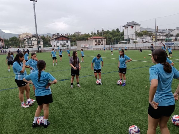 400 neska-mutilek baino gehiagok hartuko dute parte Real Unionen 'Udako Campus'ean
